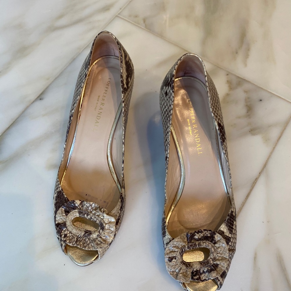 Loeffler Randall 7.5 reptile pumps